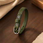 Bracelet en cuir réglable avec boucle métallique